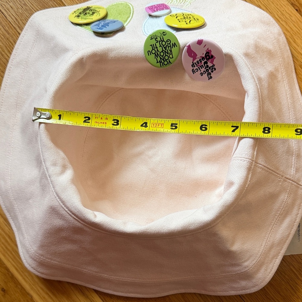 JUICY Reversible Pink/Green Hat with Pins - Picture 4 of 5